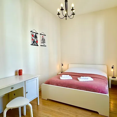 Au Firone - Proche Cathedrale Reims Apartamento Exterior foto
